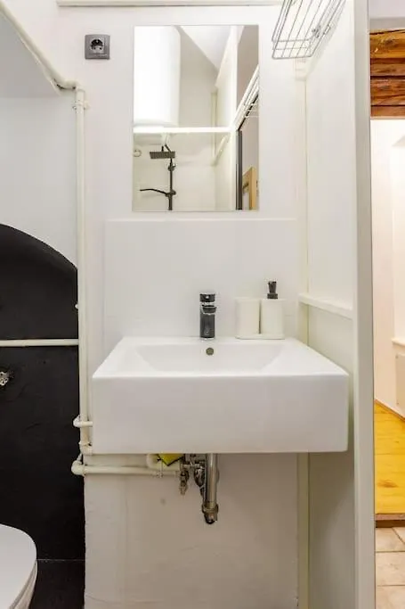 Artistic Studio Quiet Crusader Street Apartment Ljubljana