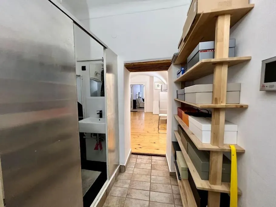 Artistic Studio Quiet Crusader Street Apartment Ljubljana